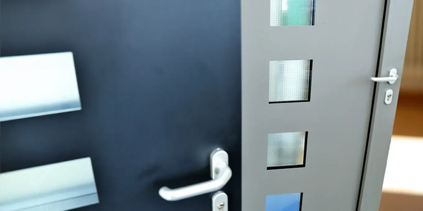 drzwi zewnętrzne aluminiowe